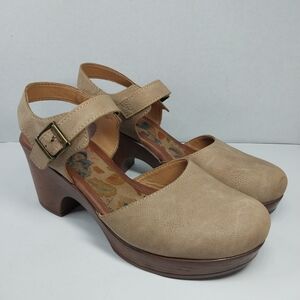 B.O.C By Born Sz 10 M Natasha Platform Faux Leather Beige Boho Chunky Clog Shoes